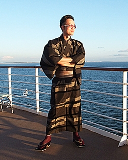 kimono1900.jpg